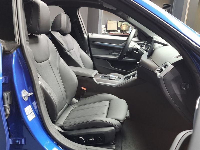 2025 BMW i4 eDrive40 M Sports photo 11
