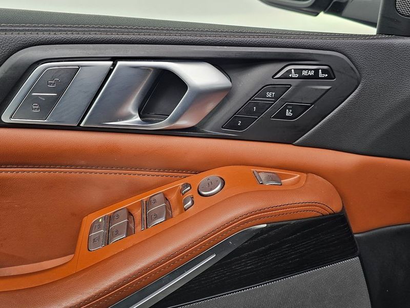 2020 BMW X7 xDrive 30d Design Pure Excellent 6-Seater photo 18