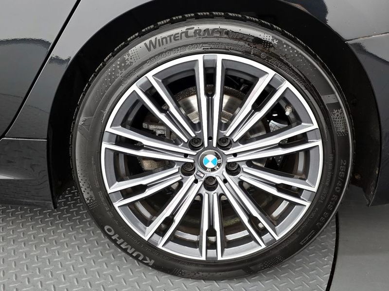 2021 BMW 3 Series 320i M Sport photo 21