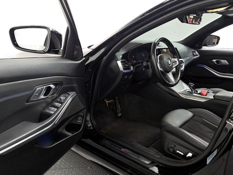 2021 BMW 3 Series 320i M Sport photo 25