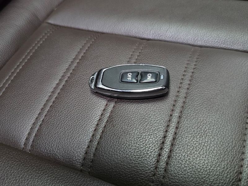 2019 BMW 3 Series 330i M Sport photo 16