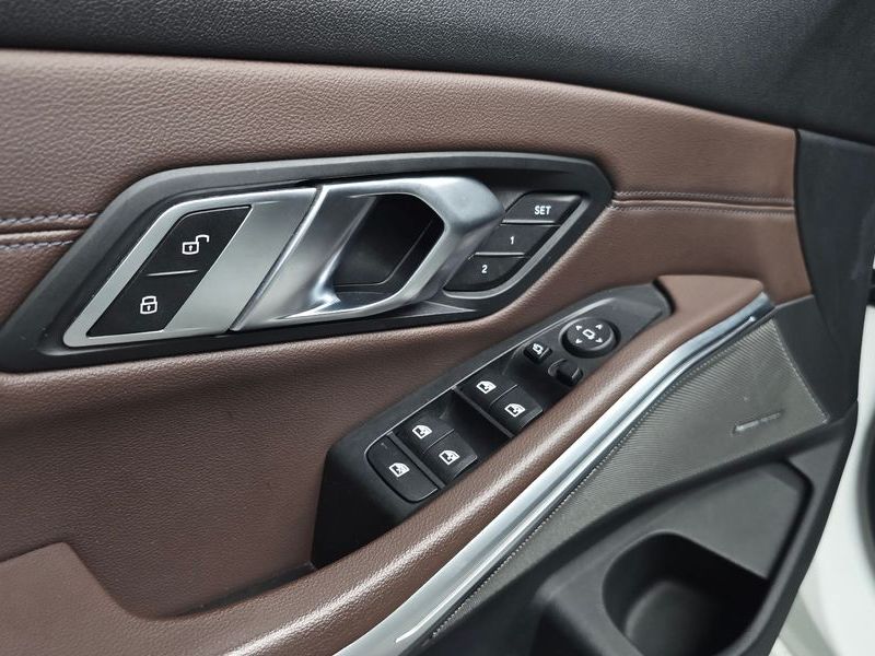 2019 BMW 3 Series 330i M Sport photo 28