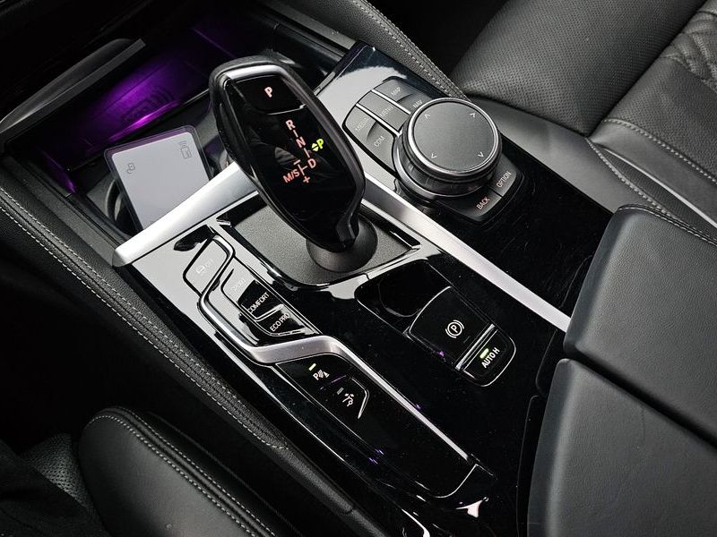 2022 BMW 6 Series 630i xDrive M Sport photo 9