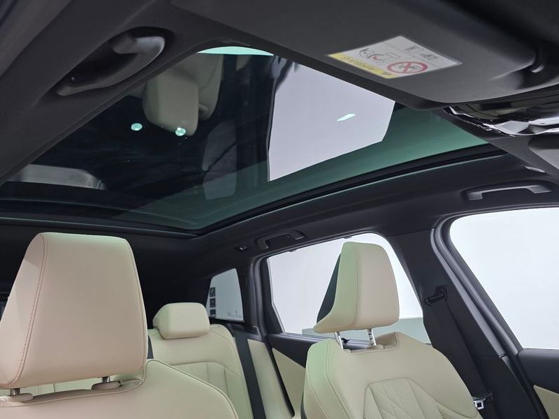 2025 BMW X3 xDrive 20d M Sport photo 17