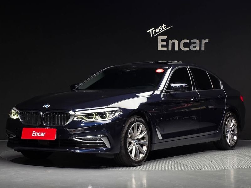 2020 BMW 5 Series 530e Luxury photo 1