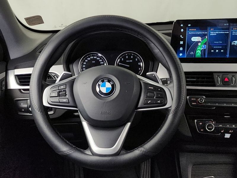 2020 BMW X1 xDrive 20i Advantage photo 13