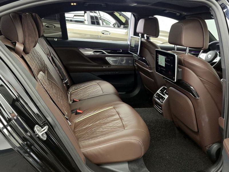 2022 BMW 7 Series 730Ld xDrive M Sport photo 12