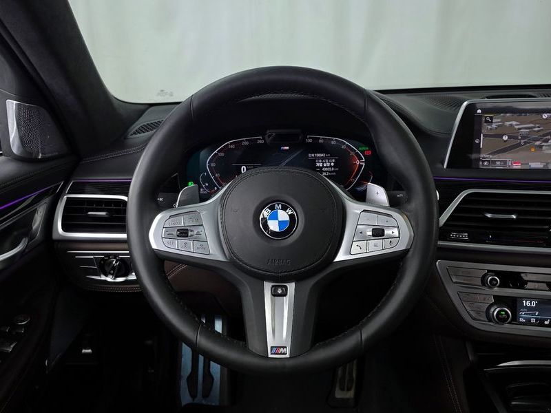 2022 BMW 7 Series 730Ld xDrive M Sport photo 13