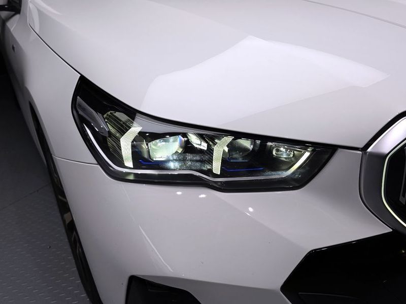 2024 BMW 5 Series 530i xDrive M Sport photo 22