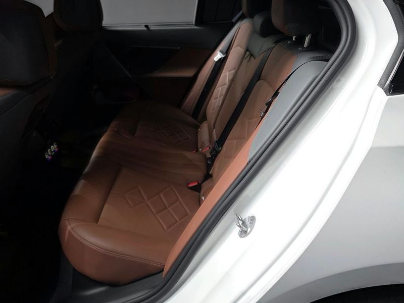 2024 BMW 5 Series 530i xDrive M Sport photo 26