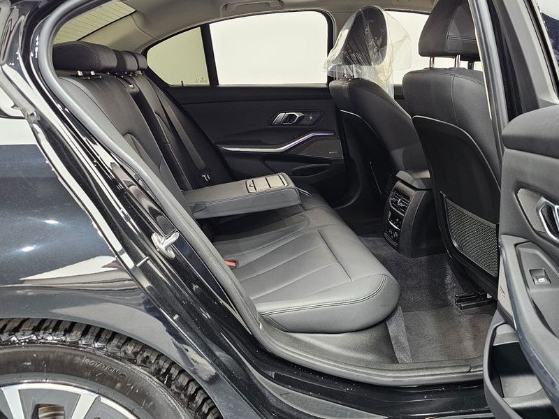 2019 BMW 3 Series 320d photo 11