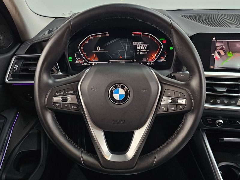 2019 BMW 3 Series 320d photo 13