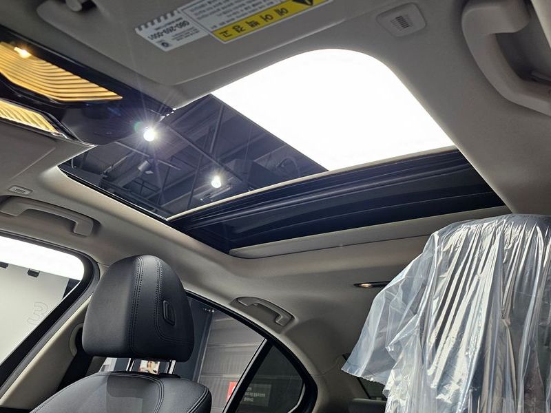 2019 BMW 3 Series 320d photo 16