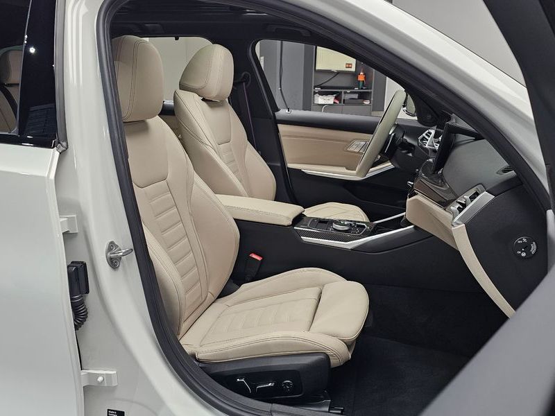 2025 BMW 3 Series M340i xDrive Touring Pro photo 10