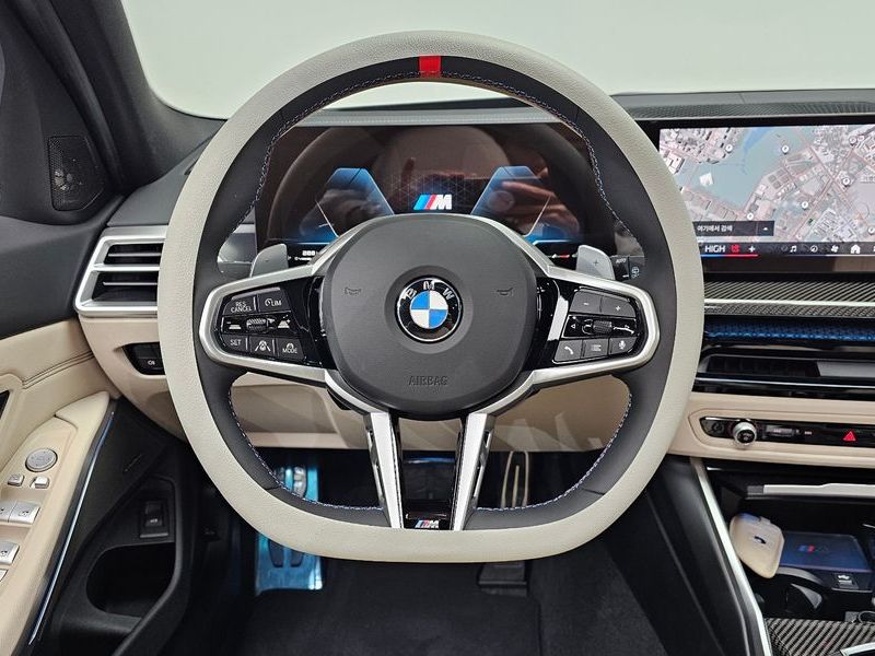 2025 BMW 3 Series M340i xDrive Touring Pro photo 13