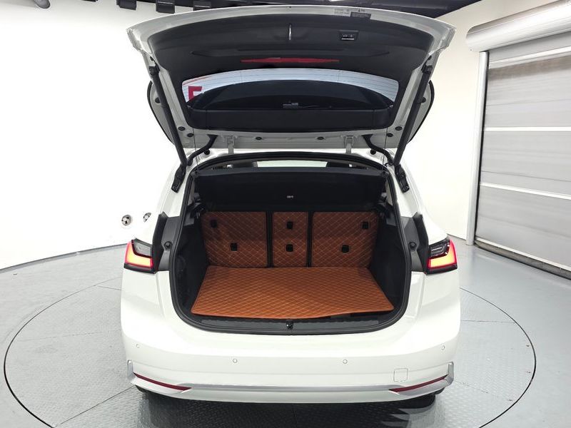 2025 BMW 2 Series 220i Luxury photo 20