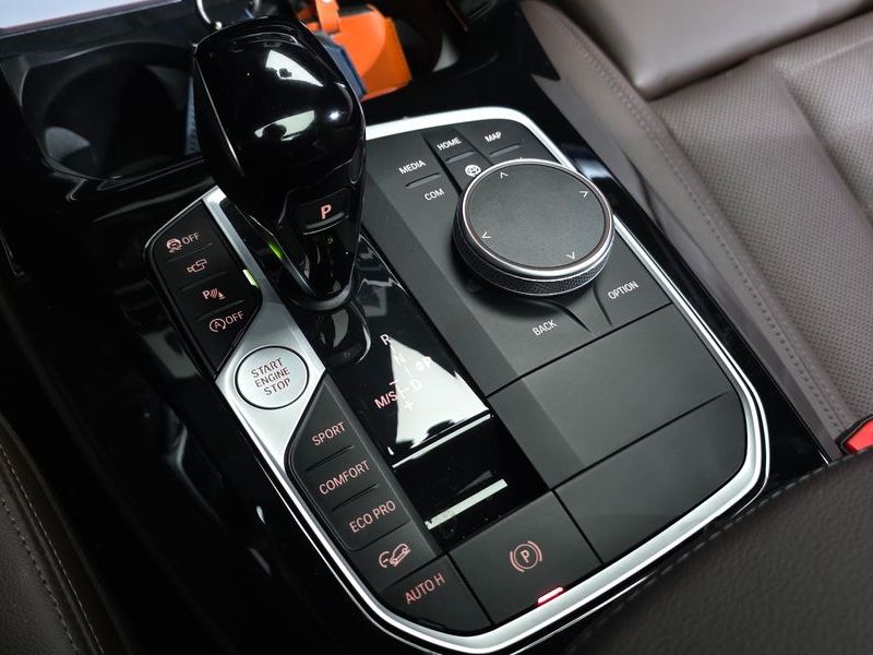 2025 BMW X4 xDrive20i M Sport Pro Special Edition photo 9