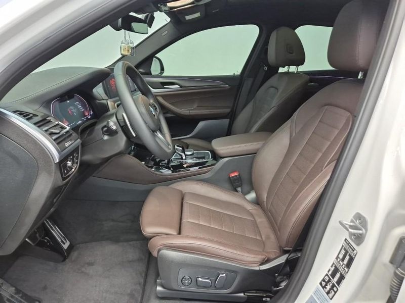 2025 BMW X4 xDrive20i M Sport Pro Special Edition photo 11