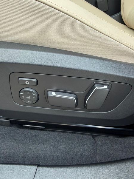 2025 BMW X3 xDrive 20d M Sport photo 12