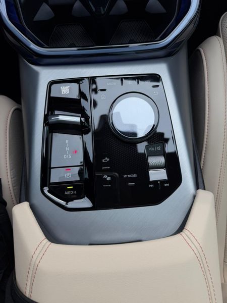 2025 BMW X3 xDrive 20d M Sport photo 17