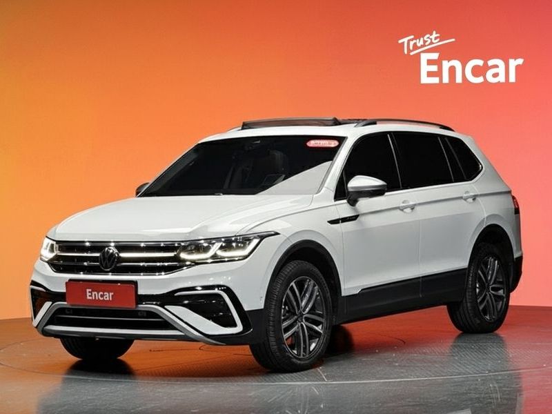2023 Volkswagen Tiguan 2.0 TSI Prestige photo 1