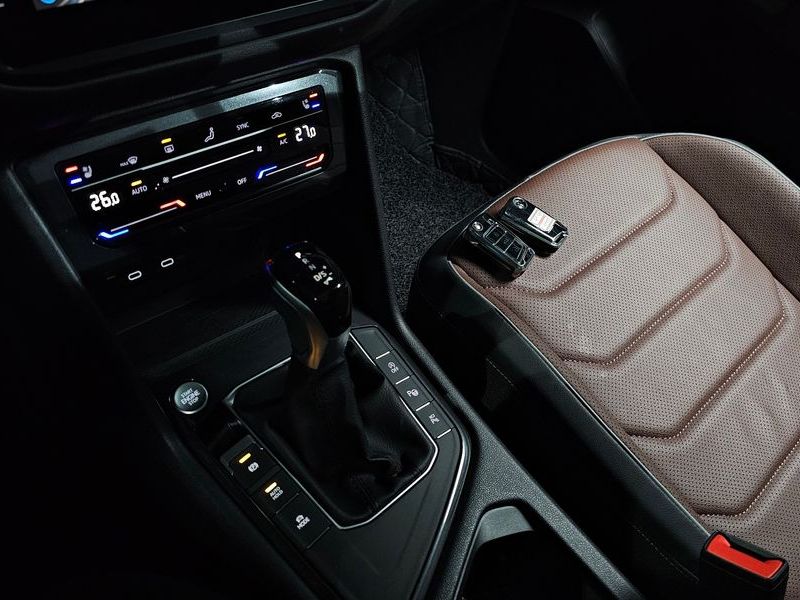 2023 Volkswagen Tiguan 2.0 TSI Prestige photo 9