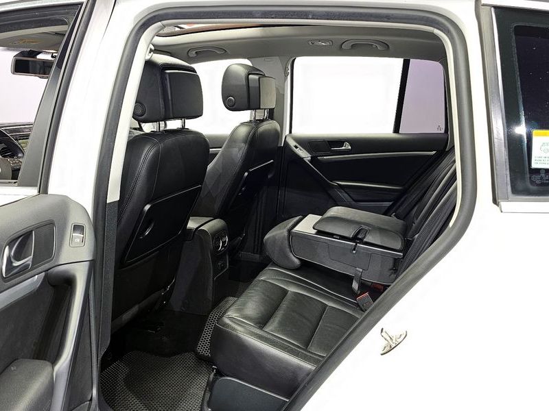 2013 Volkswagen Tiguan 2.0 TDI Premium 5N photo 11