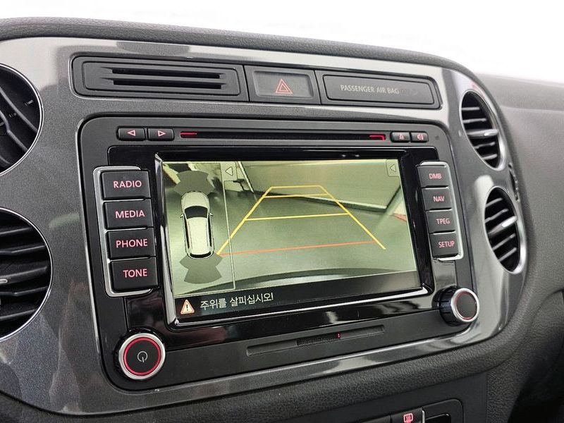 2013 Volkswagen Tiguan 2.0 TDI Premium 5N photo 16
