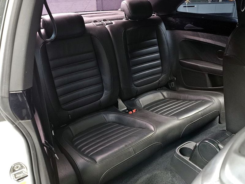 2015 Volkswagen Beetle 2.0 TDI 3rd photo 12