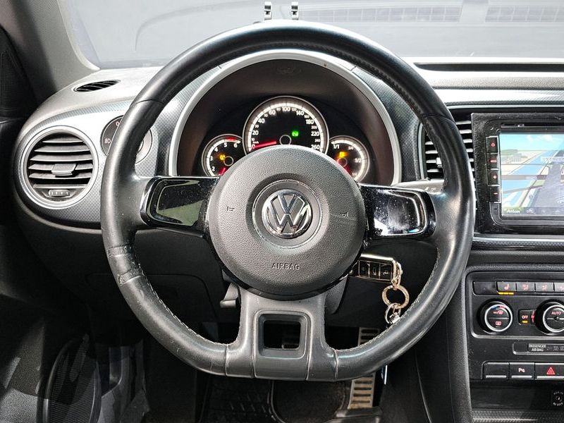 2015 Volkswagen Beetle 2.0 TDI 3rd photo 13
