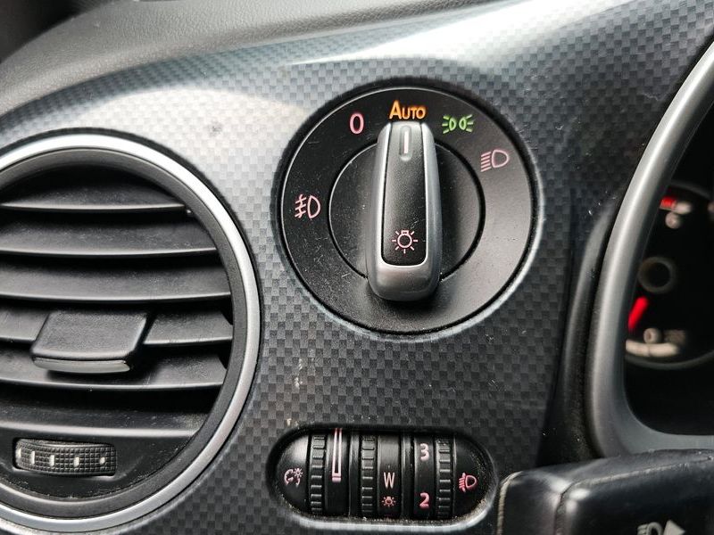 2015 Volkswagen Beetle 2.0 TDI 3rd photo 18