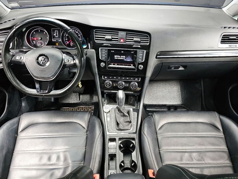 2015 Volkswagen Golf 2.0 TDI photo 7