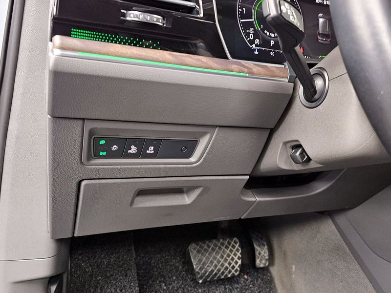 2021 Volkswagen Touareg 3.0 TDI Prestige photo 16