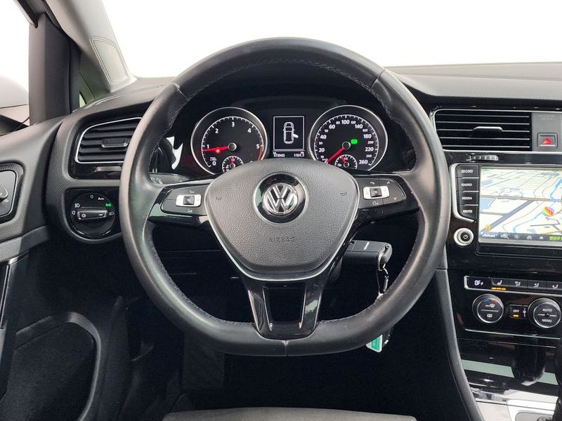 2015 Volkswagen Golf 2.0 TDI photo 13