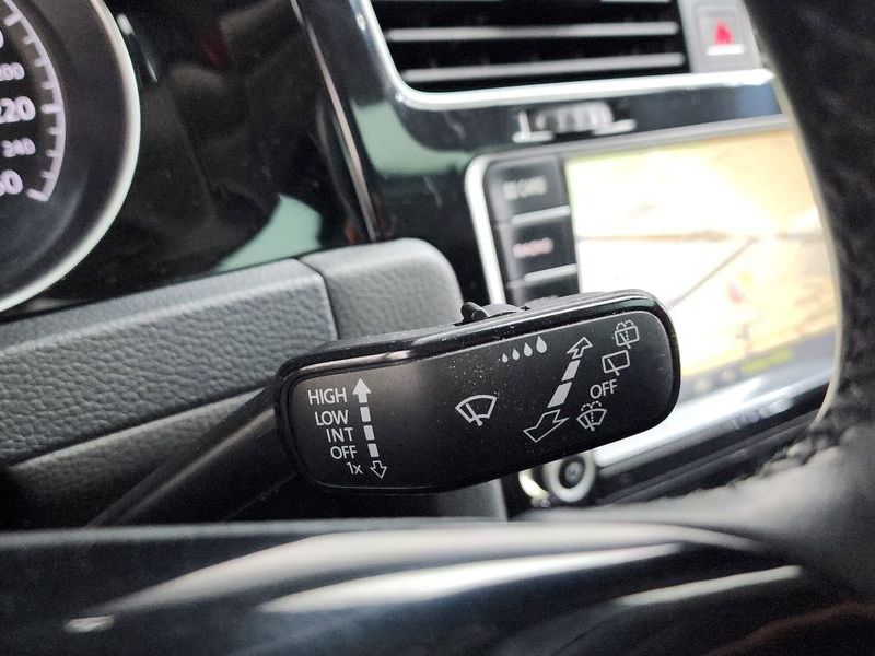 2015 Volkswagen Golf 2.0 TDI photo 16