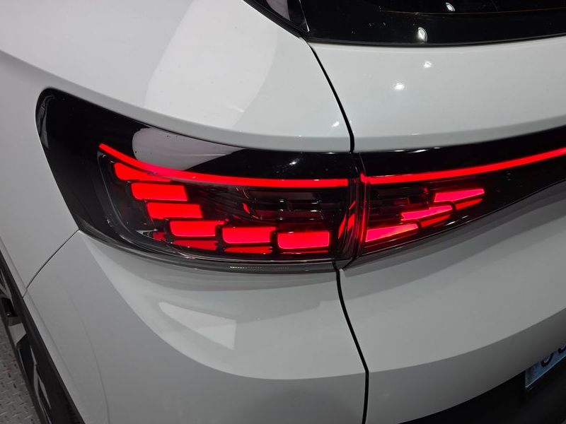 2023 Volkswagen ID.4 Pro photo 23