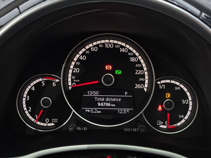 2014 Volkswagen Beetle 2.0 TDI 3rd photo 8