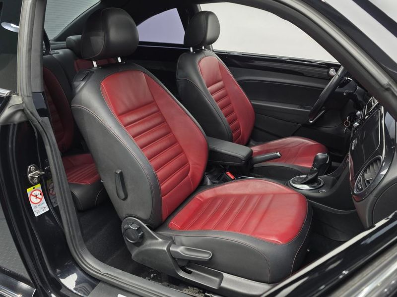 2014 Volkswagen Beetle 2.0 TDI 3rd photo 10