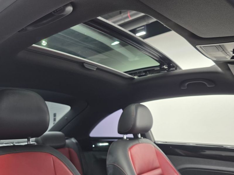 2014 Volkswagen Beetle 2.0 TDI 3rd photo 17