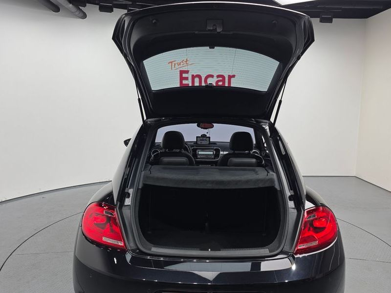 2014 Volkswagen Beetle 2.0 TDI 3rd photo 20