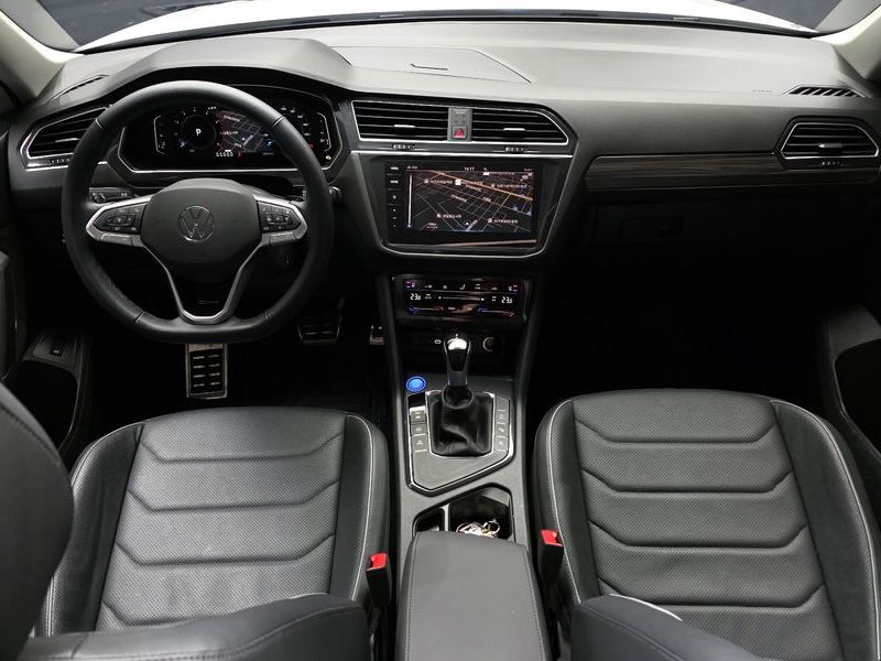 2024 Volkswagen Tiguan 2.0 TSI Prestige photo 7