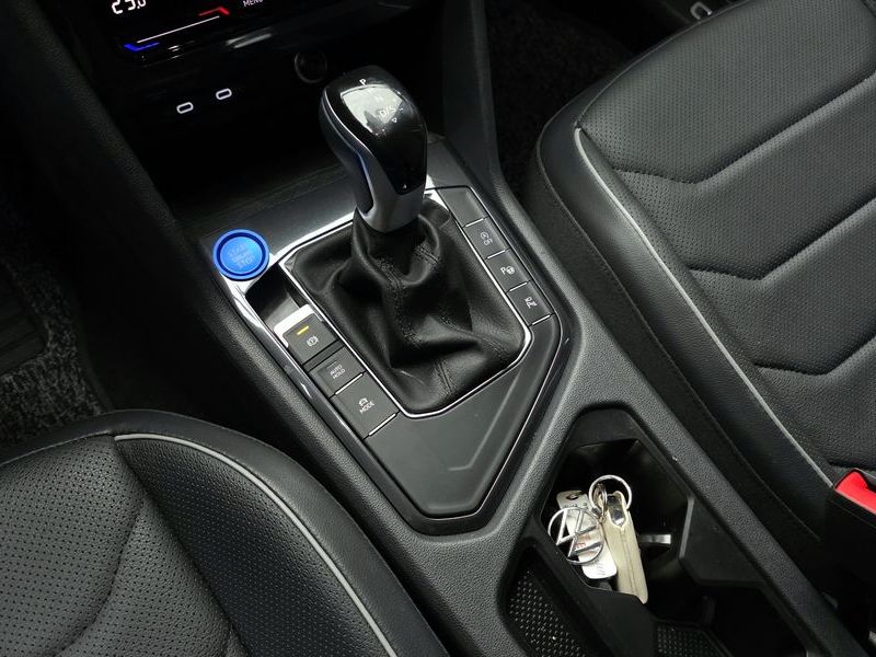 2024 Volkswagen Tiguan 2.0 TSI Prestige photo 9