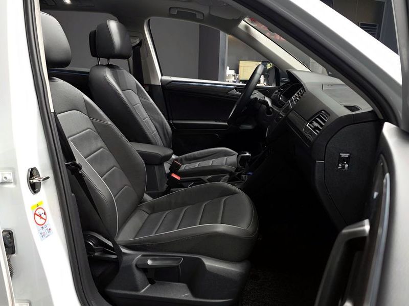 2024 Volkswagen Tiguan 2.0 TSI Prestige photo 11