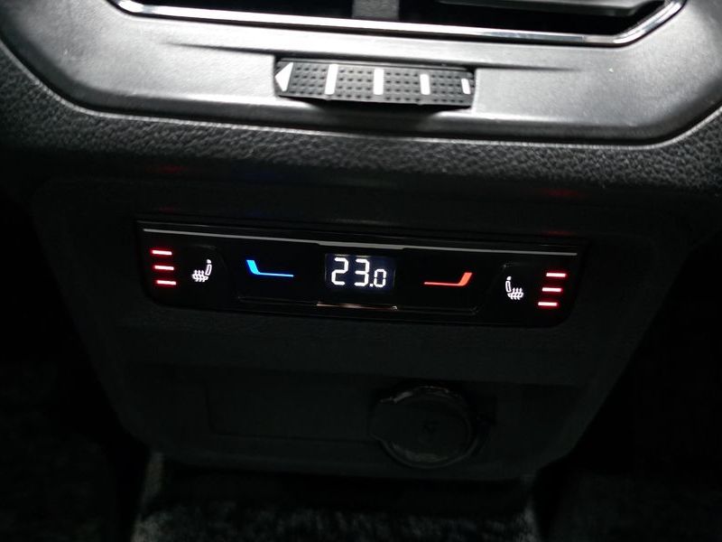 2024 Volkswagen Tiguan 2.0 TSI Prestige photo 19