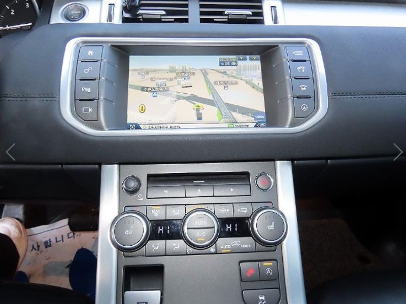 2016 Land Rover Range Rover Evoque 2.0 TD4 SE photo 12