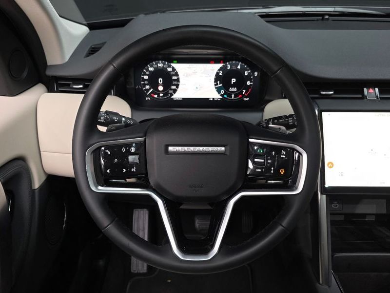 2025 Land Rover Discovery Sport P250 S photo 14