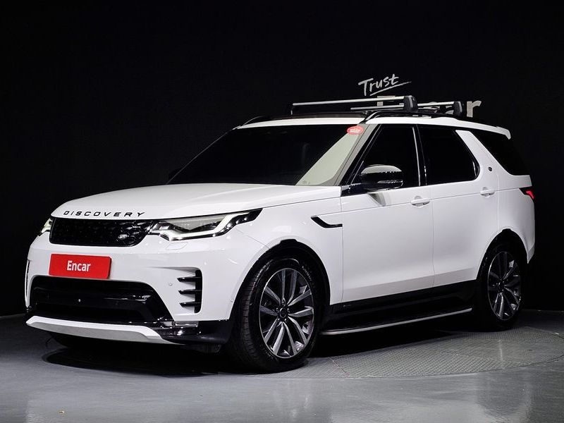2022 Land Rover Discovery P360 R-Dynamic SE photo 1