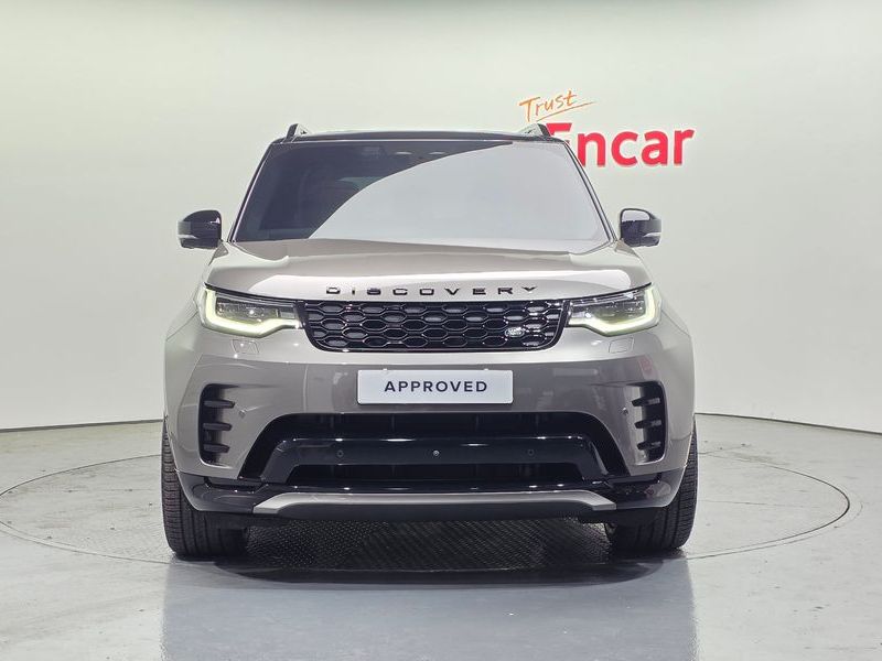 2025 Land Rover Discovery D350 Dynamic HSE photo 7