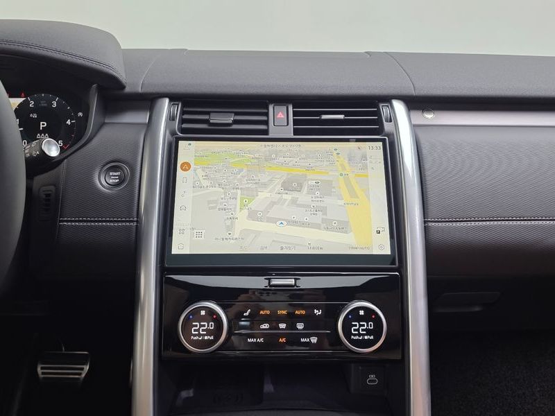 2025 Land Rover Discovery D350 Dynamic HSE photo 14