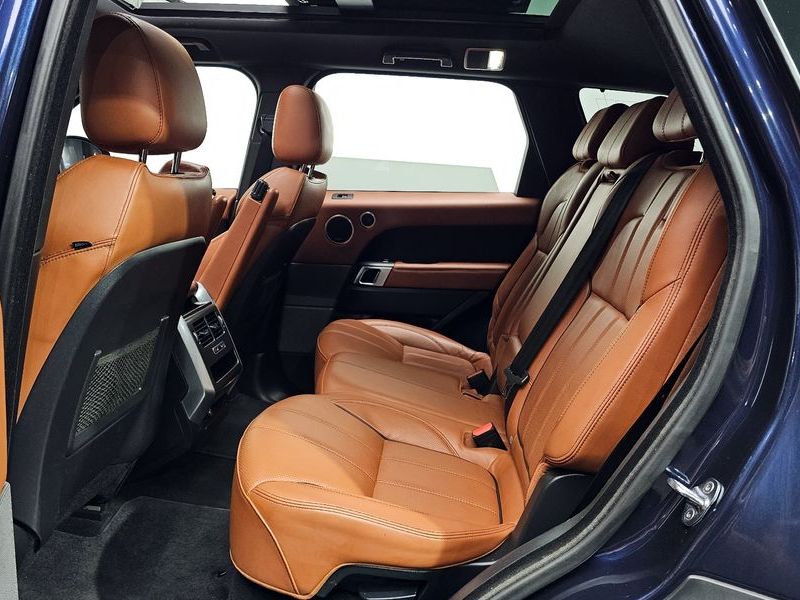 2017 Land Rover Range Rover Sport 3.0 SDV6 HSE Dynamic photo 12